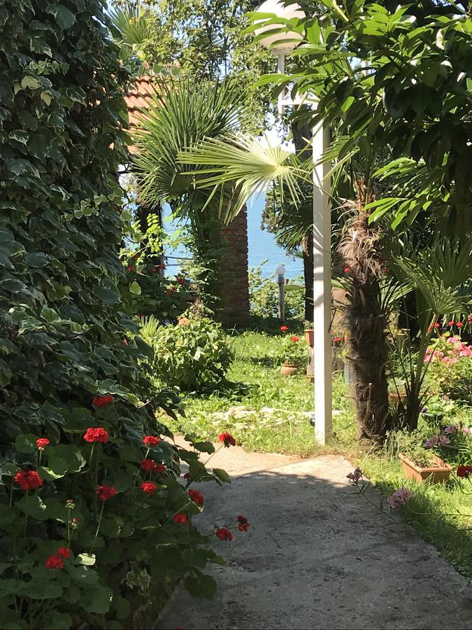 Feride Hotel Makhinjauri Exterior photo